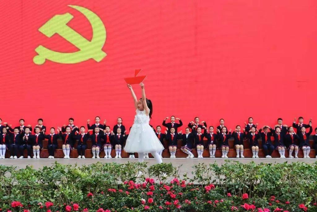 为啥考C1驾照的人越来越少?驾校教练说出真相,谁考谁是冤大头